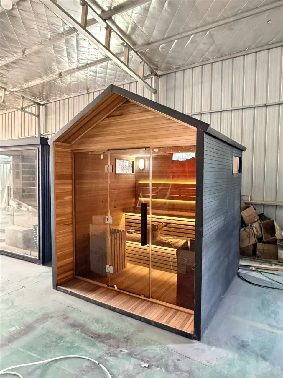 Resort Grade Outdoor Spire Sauna Herbergi Villa Red Cedar 6 Persónu úrvals efni Fullt gler CE